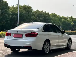 BMW 3 Series 2017 320Li M Sporty interior photo 14 BMW 3 Series 2017 320Li M Sporty interior photo 14