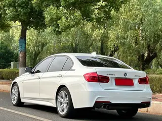 BMW 3 Series 2017 320Li M Sporty interior photo 15 BMW 3 Series 2017 320Li M Sporty interior photo 15