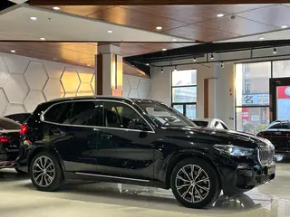 BMW X5 2021 xDrive30i M Sports suit exterior photo 3 BMW X5 2021 xDrive30i M Sports suit exterior photo 3