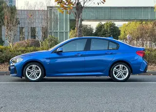 BMW 1 Series 2019 118i M Conjunto deportivo exterior foto 6 BMW 1 Series 2019 118i M Conjunto deportivo exterior foto 6