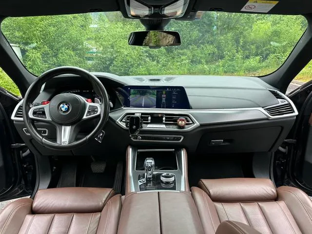 BMW X6 2020 xDrive30i M Sports suit interior photo 11 BMW X6 2020 xDrive30i M Sports suit interior photo 11