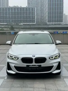 BMW 1 Series 2019 120i Leading Type M Sports suit exterior photo 2 BMW 1 Series 2019 120i Leading Type M Sports suit exterior photo 2