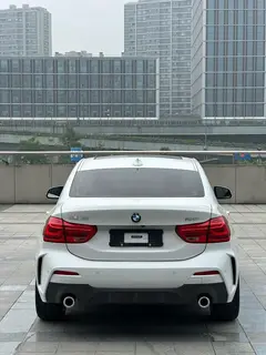 BMW 1 Series 2019 120i Leading Type M Sports suit exterior photo 6 BMW 1 Series 2019 120i Leading Type M Sports suit exterior photo 6