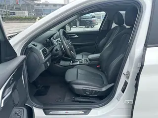 BMW 1 Series 2019 120i Leading Type M Sports suit exterior photo 10 BMW 1 Series 2019 120i Leading Type M Sports suit exterior photo 10