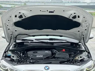 BMW 1 Series 2019 120i Leading Type M Sports suit interior photo 20 BMW 1 Series 2019 120i Leading Type M Sports suit interior photo 20