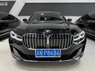 BMW 7 Series 2021 740Li xDrive Tipo administrativo Traje de lujo exterior foto 2 BMW 7 Series 2021 740Li xDrive Tipo administrativo Traje de lujo exterior foto 2