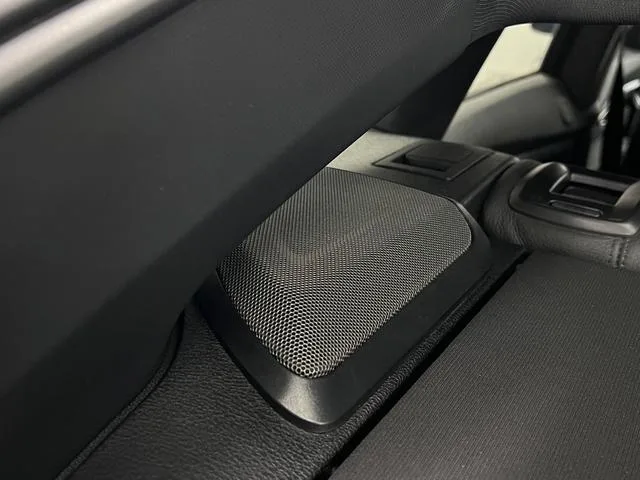 BMW 3 Series GT 2019 320i M Sports Obsidian Night Edition interior photo 18 BMW 3 Series GT 2019 320i M Sports Obsidian Night Edition interior photo 18