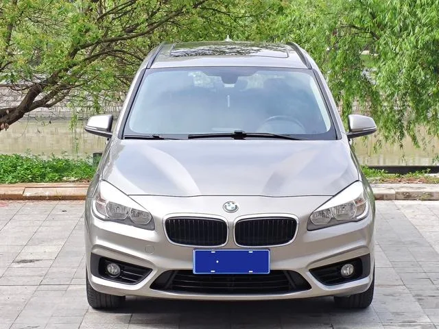 BMW 2 Series Touring 2016 218i Leading Type exterior photo 2 BMW 2 Series Touring 2016 218i Leading Type exterior photo 2