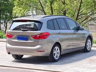 BMW 2 Series Touring 2016 218i Leading Type exterior photo 4 BMW 2 Series Touring 2016 218i Leading Type exterior photo 4