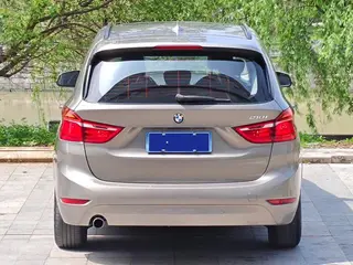 BMW 2 Series Touring 2016 218i Leading Type exterior photo 5 BMW 2 Series Touring 2016 218i Leading Type exterior photo 5