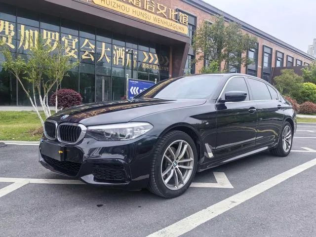 BMW 5 Series 2020 525Li M Sports suit exterior photo 1 BMW 5 Series 2020 525Li M Sports suit exterior photo 1