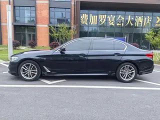 BMW 5 Series 2020 525Li M Sports suit exterior photo 4 BMW 5 Series 2020 525Li M Sports suit exterior photo 4
