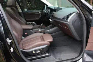 BMW X3 2020 xDrive28i M Ensemble de sport intérieur photo 10 BMW X3 2020 xDrive28i M Ensemble de sport intérieur photo 10