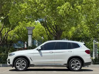BMW X3 2019 xDrive28i Luxury Set exterior photo 8 BMW X3 2019 xDrive28i Luxury Set exterior photo 8