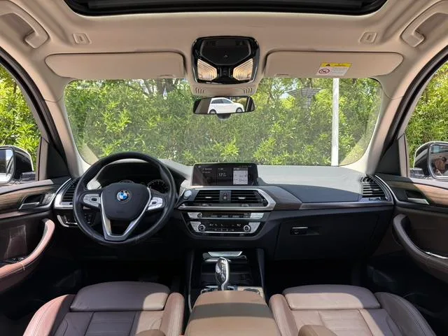 BMW X3 2019 xDrive28i Luxury Set interior photo 15 BMW X3 2019 xDrive28i Luxury Set interior photo 15