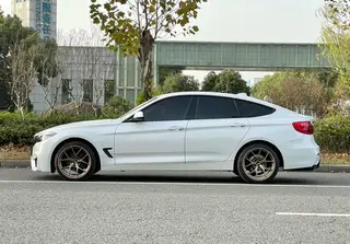 BMW 3 Series GT 2019 320i Estilo de moda exterior foto 6 BMW 3 Series GT 2019 320i Estilo de moda exterior foto 6