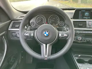 BMW 3 Series GT 2019 320i Estilo de moda interior foto 11 BMW 3 Series GT 2019 320i Estilo de moda interior foto 11
