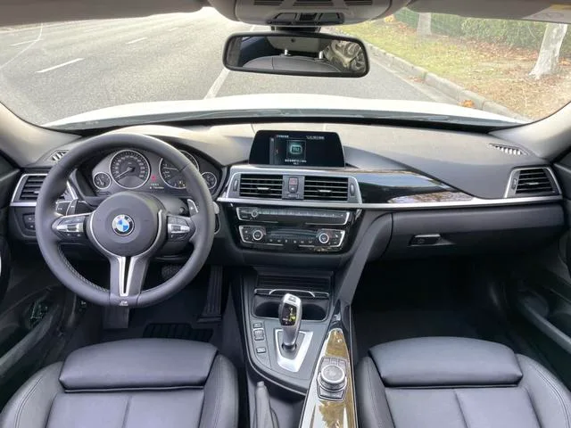 BMW 3 Series GT 2019 320i Estilo de moda interior foto 12 BMW 3 Series GT 2019 320i Estilo de moda interior foto 12