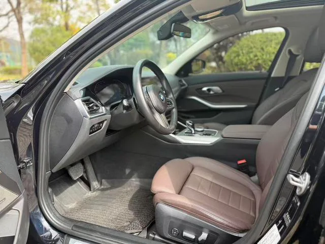 BMW 3 Series 2020 330i M Sports Night Suit exterior photo 3 BMW 3 Series 2020 330i M Sports Night Suit exterior photo 3