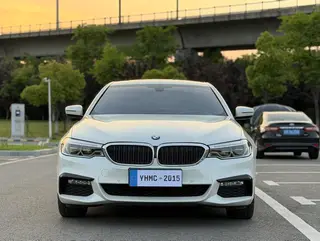 BMW 5 Series 2018 530Li Premium Class M Sports suit exterior photo 2 BMW 5 Series 2018 530Li Premium Class M Sports suit exterior photo 2