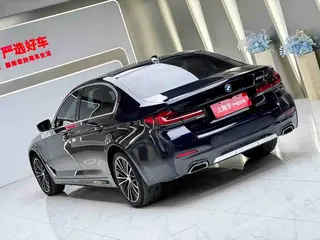 BMW 5 Series 2021 530Li Líder M Conjunto deportivo exterior foto 6 BMW 5 Series 2021 530Li Líder M Conjunto deportivo exterior foto 6