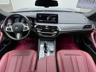 BMW 5 Series 2021 530Li Líder M Conjunto deportivo exterior foto 7 BMW 5 Series 2021 530Li Líder M Conjunto deportivo exterior foto 7