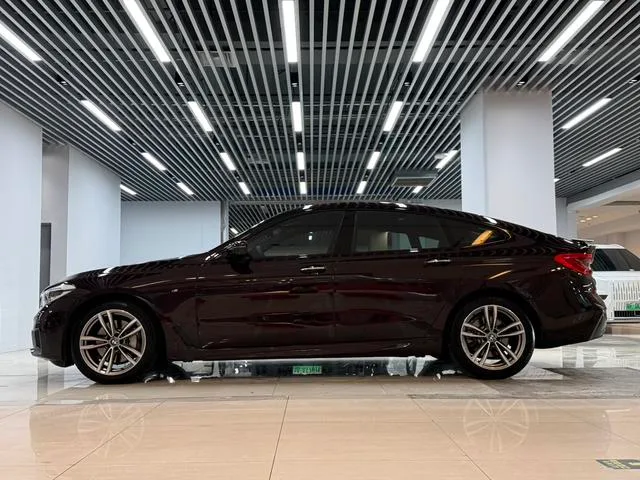 BMW 6 Series GT 2018 630i M Sports suit exterior photo 3 BMW 6 Series GT 2018 630i M Sports suit exterior photo 3