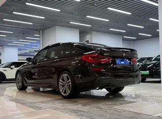 BMW 6 Series GT 2018 630i M Sports suit interior photo 11 BMW 6 Series GT 2018 630i M Sports suit interior photo 11