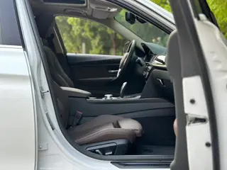 BMW 3 Series 2019 320Li Fashionable interior photo 12 BMW 3 Series 2019 320Li Fashionable interior photo 12