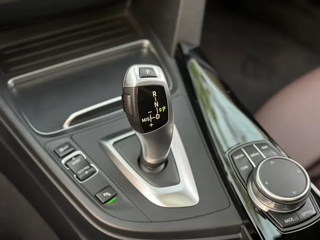 BMW 3 Series 2019 320Li Fashionable interior photo 20 BMW 3 Series 2019 320Li Fashionable interior photo 20