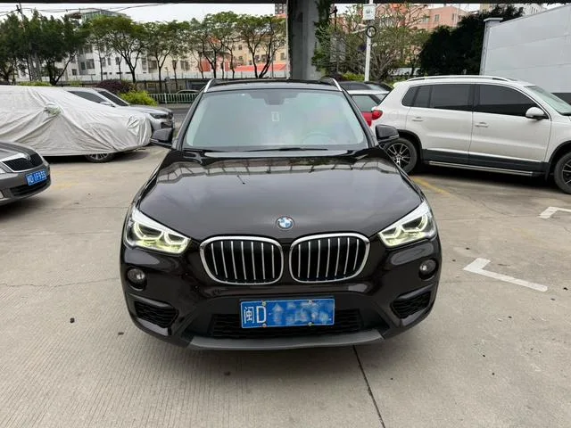 BMW X1 2019 sDrive20Li Leading Type exterior photo 2 BMW X1 2019 sDrive20Li Leading Type exterior photo 2
