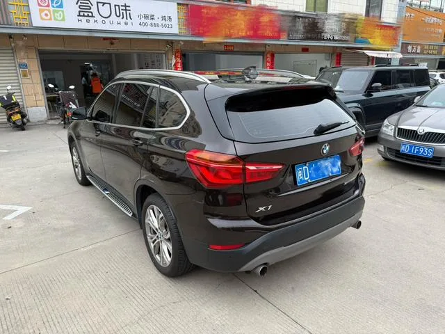 BMW X1 2019 sDrive20Li Leading Type interior photo 6 BMW X1 2019 sDrive20Li Leading Type interior photo 6