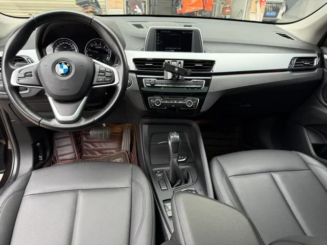 BMW X1 2019 sDrive20Li Leading Type interior photo 9 BMW X1 2019 sDrive20Li Leading Type interior photo 9