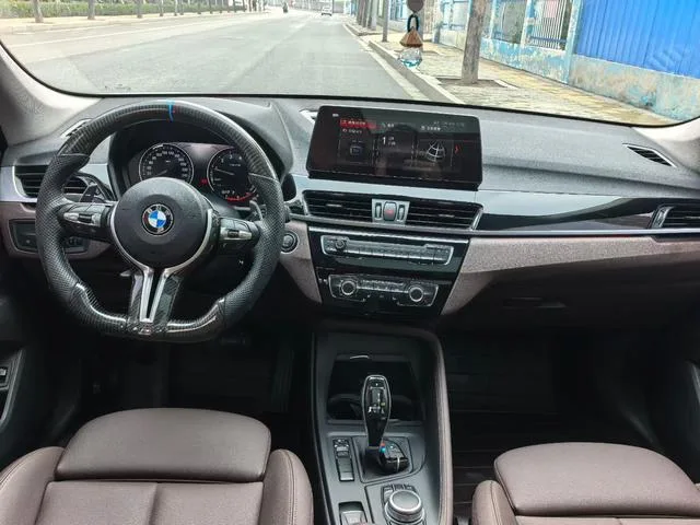 BMW X1 2020 sDrive20Li Fashionable exterior photo 3 BMW X1 2020 sDrive20Li Fashionable exterior photo 3
