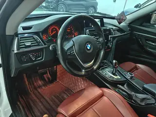 BMW 3 Series GT 2019 320i Style tendance intérieur photo 6 BMW 3 Series GT 2019 320i Style tendance intérieur photo 6