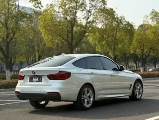 BMW 3 Series GT 2019 320i M Sports suit exterior photo 4 BMW 3 Series GT 2019 320i M Sports suit exterior photo 4