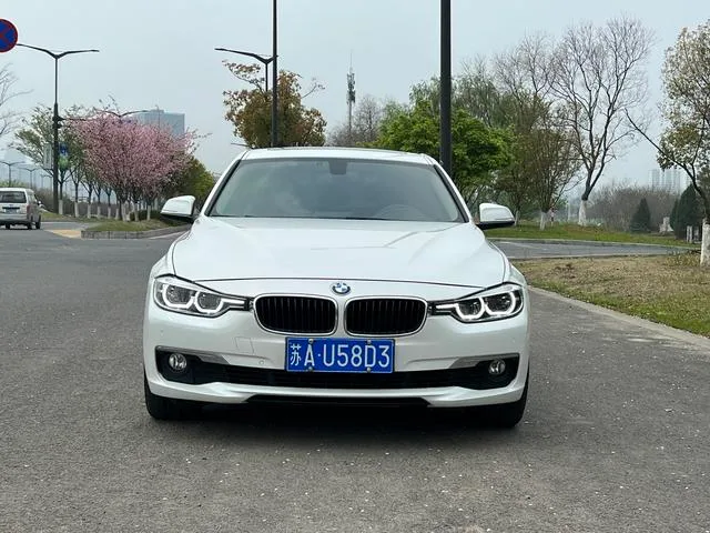 BMW 3 Series 2017 320Li Estilo de moda exterior foto 2 BMW 3 Series 2017 320Li Estilo de moda exterior foto 2