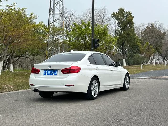 BMW 3 Series 2017 320Li Estilo de moda exterior foto 5 BMW 3 Series 2017 320Li Estilo de moda exterior foto 5