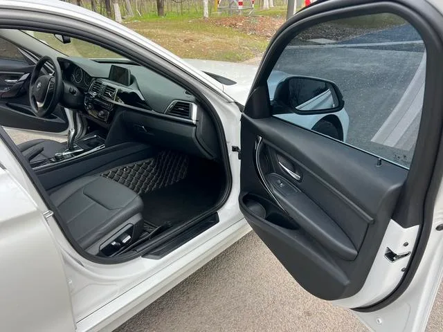 BMW 3 Series 2017 320Li Estilo de moda interior foto 11 BMW 3 Series 2017 320Li Estilo de moda interior foto 11