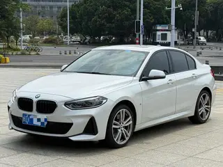 BMW 1 Series 2019 120i Leading Type M Sports suit exterior photo 1 BMW 1 Series 2019 120i Leading Type M Sports suit exterior photo 1