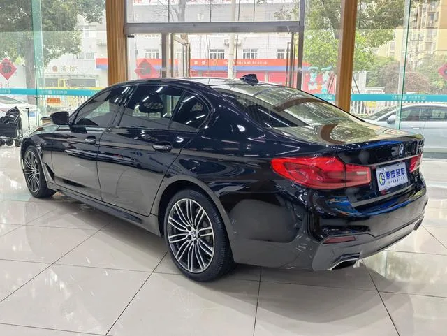 BMW 5 Series 2018 530Li Leading Type M Sports suit exterior photo 5 BMW 5 Series 2018 530Li Leading Type M Sports suit exterior photo 5