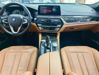 BMW 5 Series 2018 530Li Leading Type M Sports suit exterior photo 8 BMW 5 Series 2018 530Li Leading Type M Sports suit exterior photo 8
