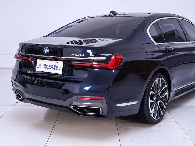 BMW 7 Series 2019 740Li Líder M Conjunto deportivo exterior foto 9 BMW 7 Series 2019 740Li Líder M Conjunto deportivo exterior foto 9