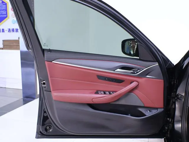 BMW 5 Series 2021 530Li Leading Type M Sports suit interior photo 19 BMW 5 Series 2021 530Li Leading Type M Sports suit interior photo 19