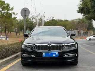BMW 5 Series 2018 530Li Premium Class Luxury Set exterior photo 2 BMW 5 Series 2018 530Li Premium Class Luxury Set exterior photo 2