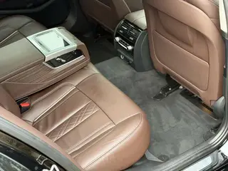 BMW 5 Series 2018 530Li Premium Class Luxury Set interior photo 12 BMW 5 Series 2018 530Li Premium Class Luxury Set interior photo 12