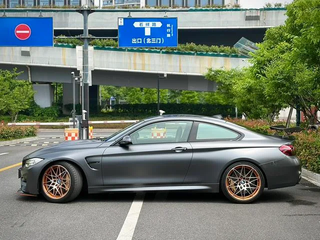 BMW M4 2016 M4 GTS exterior foto 4 BMW M4 2016 M4 GTS exterior foto 4
