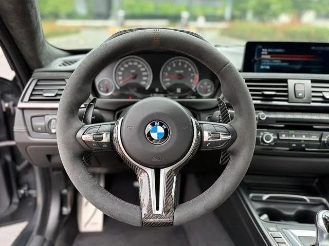 BMW M4 2016 M4 GTS exterior foto 8 BMW M4 2016 M4 GTS exterior foto 8