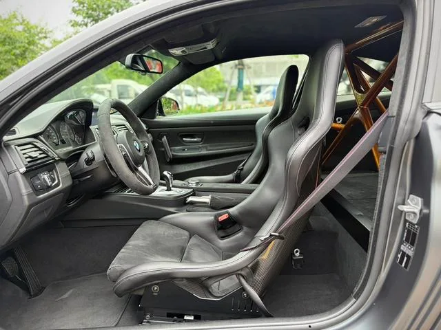 BMW M4 2016 M4 GTS interior foto 11 BMW M4 2016 M4 GTS interior foto 11