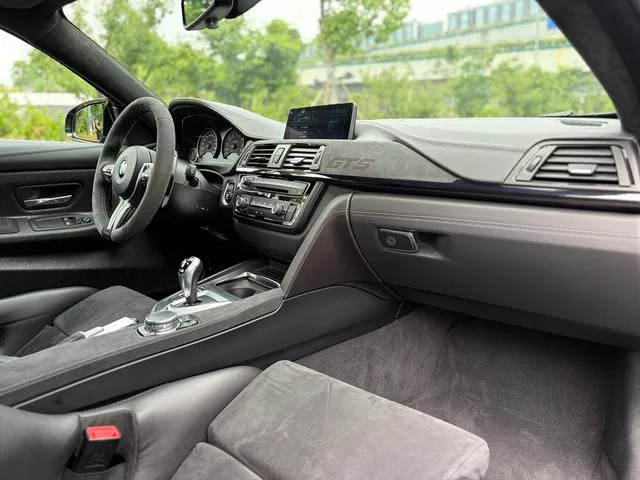 BMW M4 2016 M4 GTS interior foto 13 BMW M4 2016 M4 GTS interior foto 13